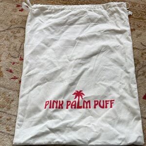 Pink palm puff dust bag